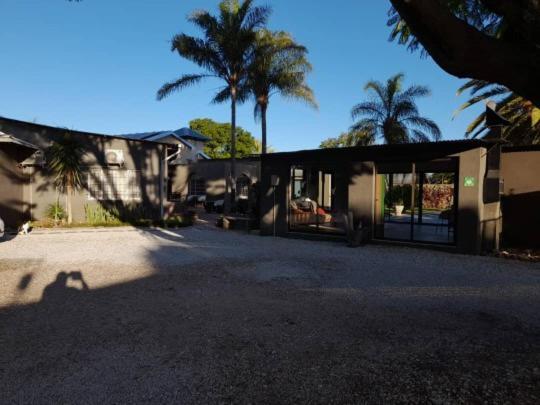 Bush Pillow Guest House Otjiwarongo Exteriér fotografie