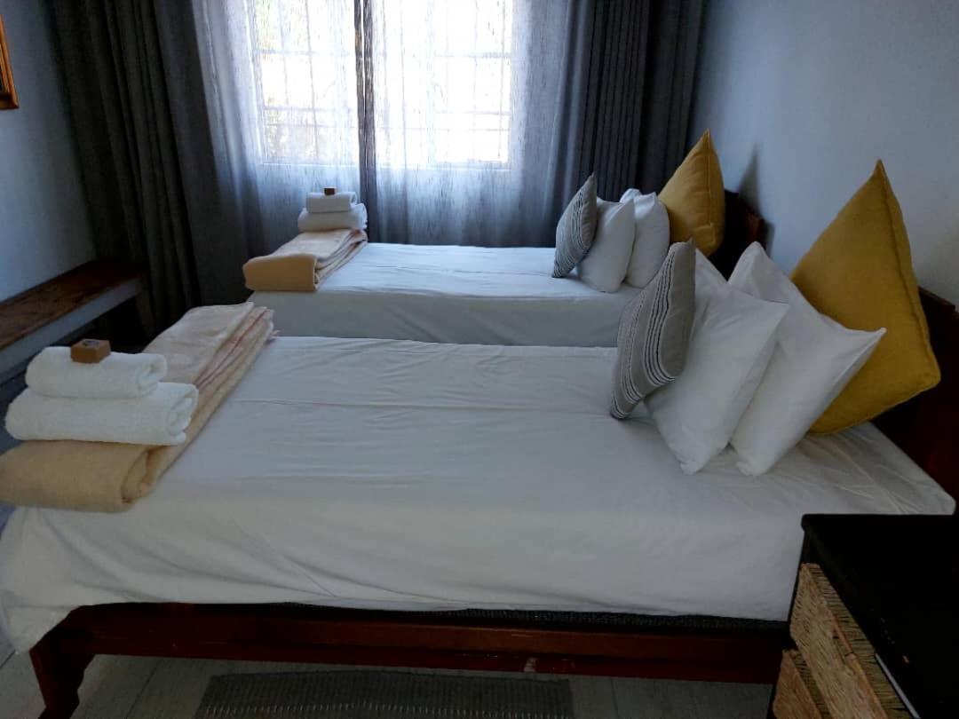 Bush Pillow Guest House Otjiwarongo Exteriér fotografie