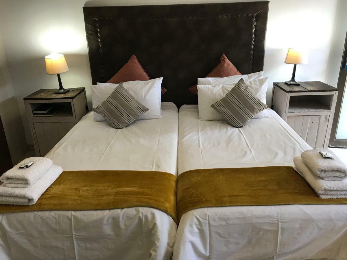 Bush Pillow Guest House Otjiwarongo Exteriér fotografie